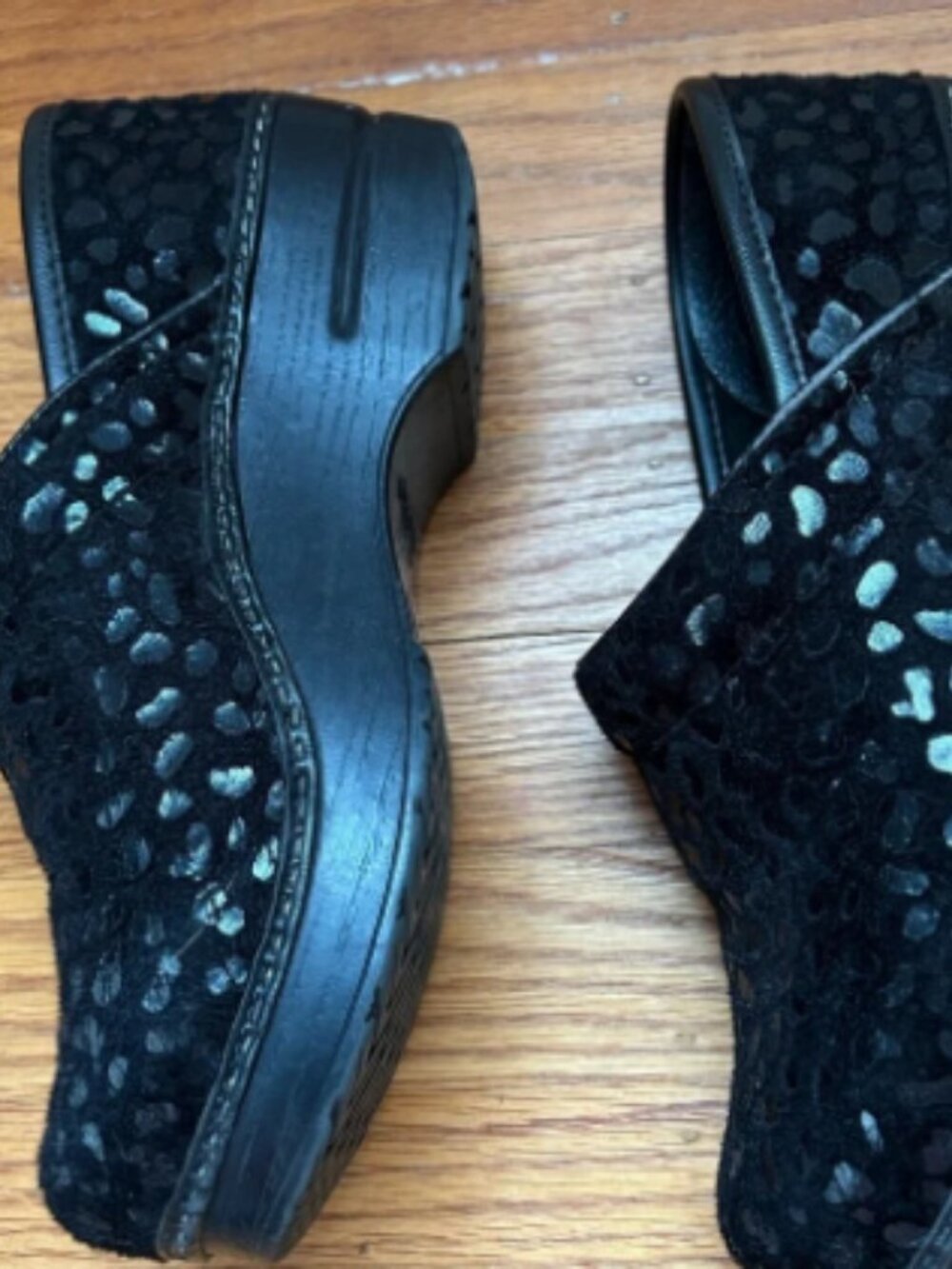 Womens Dansko Black Suede Leopard Print Clogs Sz 36 MSRP $145